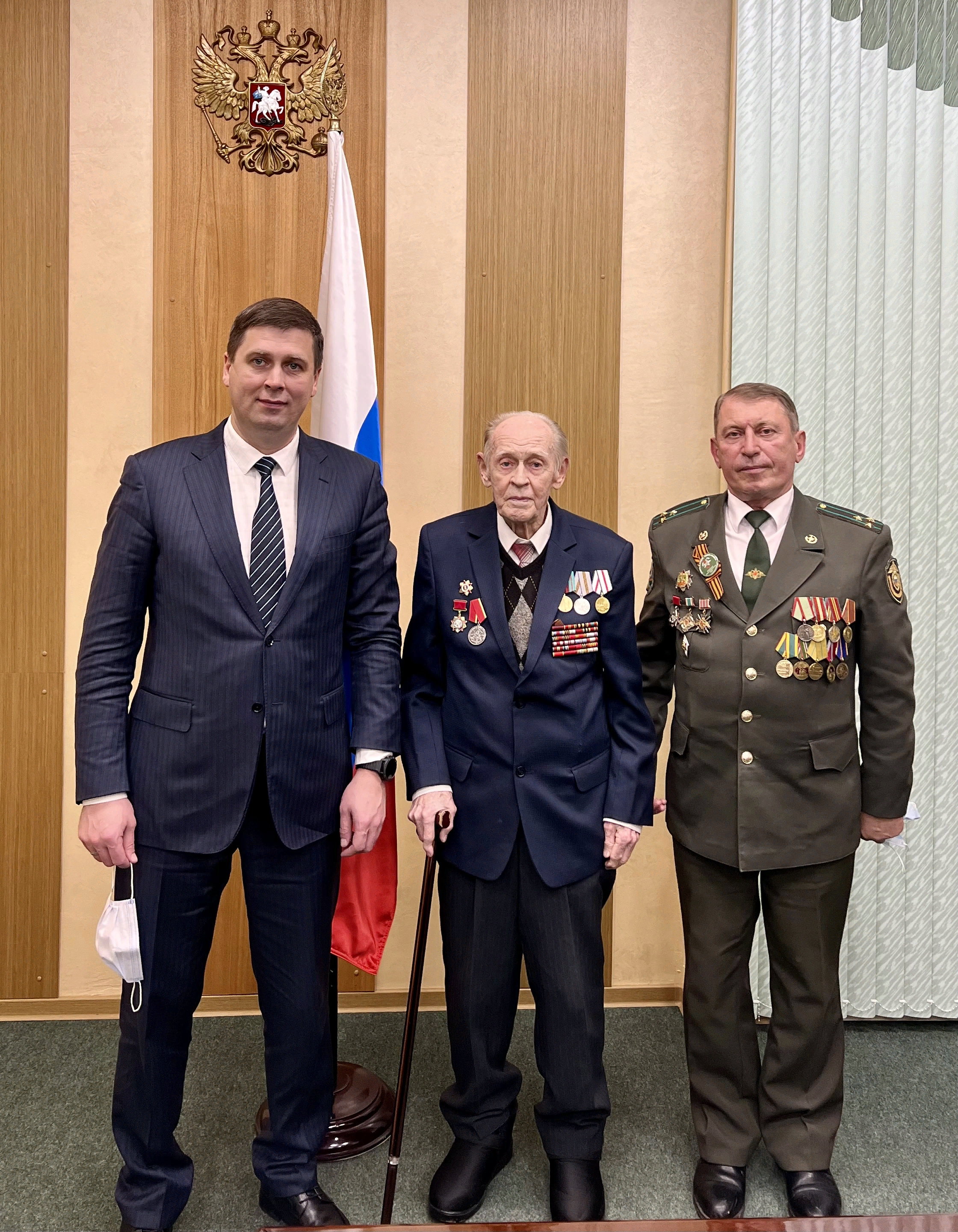 ПРИЁМ В ПРАВИТЕЛЬСТВЕ НИЖЕГОРОДСКОЙ ОБЛАСТИ УЧАСТНИКА ВЕЛИКОЙ ОТЕЧЕСТВЕННОЙ  ВОЙНЫ БАЛАНДИНА В.В. — Нижегородский пограничник